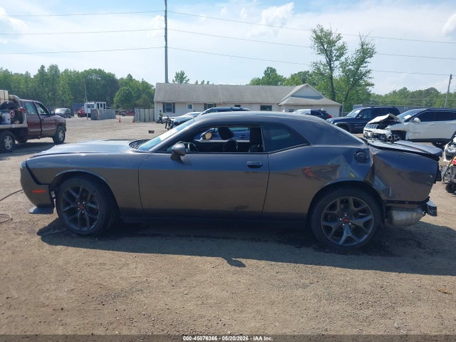 45076366 :رقم المزاد ، 2C3CDZAG3KH735320 vin ، 2019 Dodge Challenger Sxt مزاد بيع