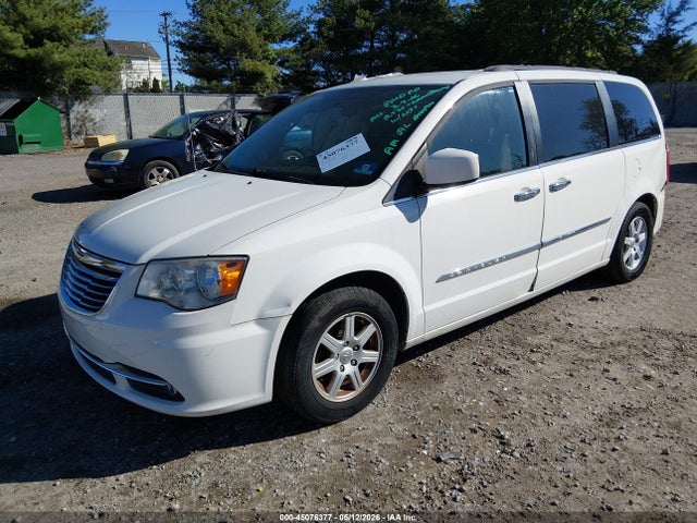 2011 Chrysler Town & Country Touring მანქანა იყიდება აუქციონზე, vin: 2A4RR5DG3BR765885, აუქციონის ნომერი: 45076377