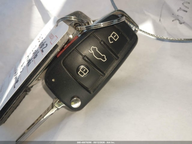 2016 Audi A3 1.8t Premium მანქანა იყიდება აუქციონზე, vin: WAUA7GFF6G1041755, აუქციონის ნომერი: 45076398