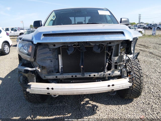 45076430 :رقم المزاد ، 5TFUY5F16LX922257 vin ، 2020 Toyota Tundra Sr5 مزاد بيع