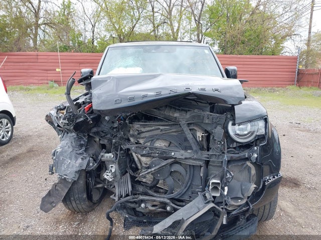 SALEXFEU6P2149794 Land Rover Defender 130 X