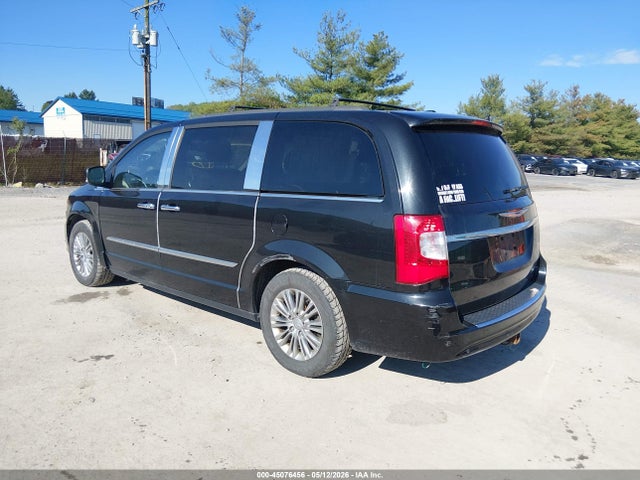 45076456 :رقم المزاد ، 2C4RC1CG2GR149491 vin ، 2016 Chrysler Town & Country Touring-l Anniversary Edition مزاد بيع
