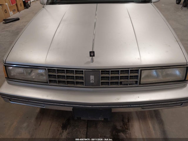 Продажа на аукционе авто 1987 Oldsmobile 98 Regency Brougham, vin: 1G3CW5137H1329706, номер лота: 45076478