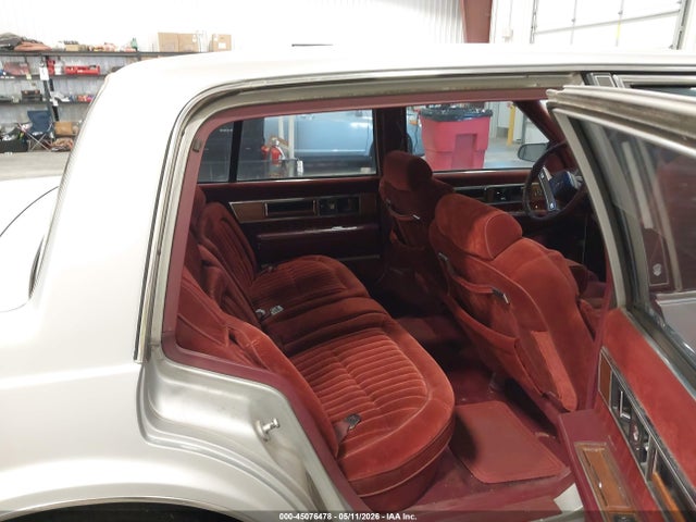 Продажа на аукционе авто 1987 Oldsmobile 98 Regency Brougham, vin: 1G3CW5137H1329706, номер лота: 45076478