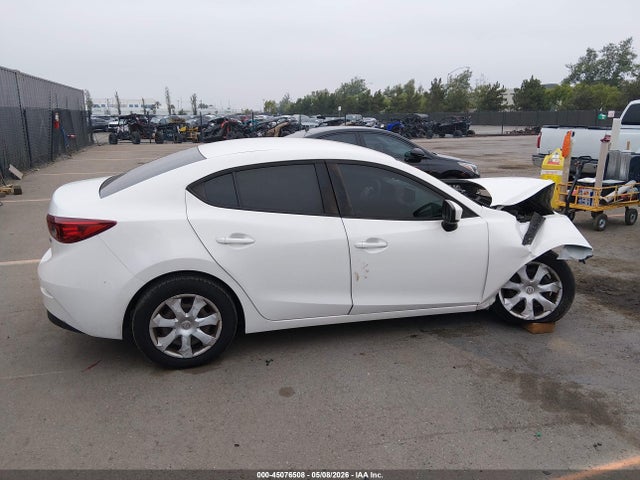 3MZBM1U73FM189613 Mazda MAZDA3