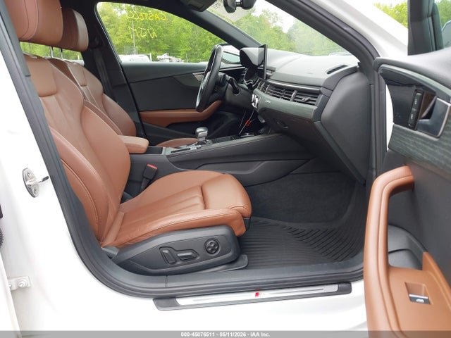 45076511 :رقم المزاد ، WAUDAAF42NN005173 vin ، 2022 Audi A4 Premium 45 Tfsi S Line Quattro S Tronic مزاد بيع