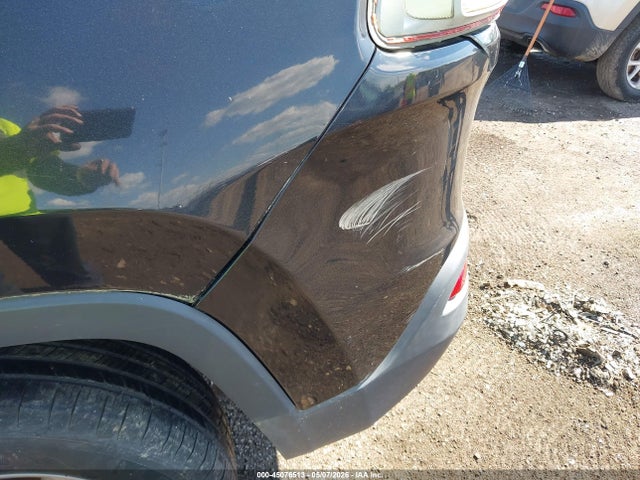 45076513 :رقم المزاد ، 1C4PJMCB4EW224487 vin ، 2014 Jeep Cherokee Latitude مزاد بيع