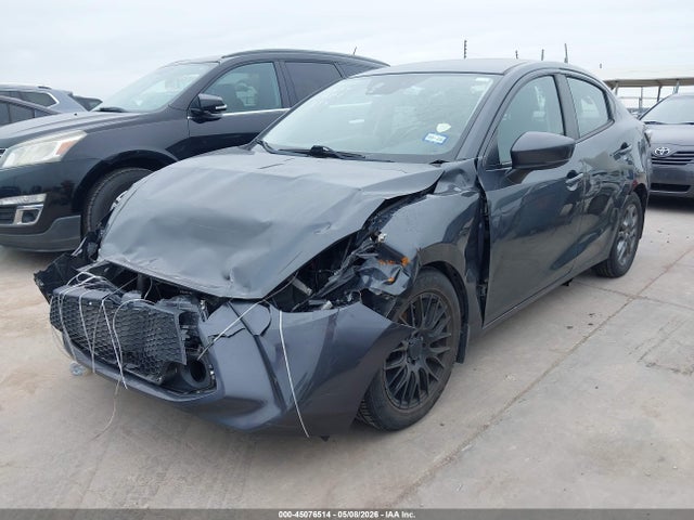 45076514 :رقم المزاد ، 3MYDLBYV4KY503495 vin ، 2019 Toyota Yaris Xle مزاد بيع