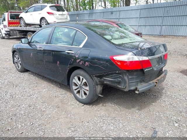 Продажа на аукционе авто 2015 Honda Accord Lx, vin: 1HGCR2F31FA233874, номер лота: 45076523