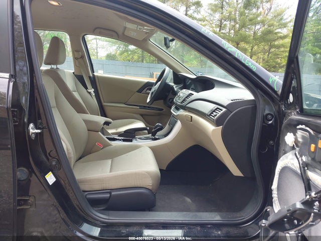 Продажа на аукционе авто 2015 Honda Accord Lx, vin: 1HGCR2F31FA233874, номер лота: 45076523