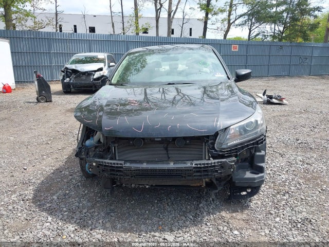 Продажа на аукционе авто 2015 Honda Accord Lx, vin: 1HGCR2F31FA233874, номер лота: 45076523
