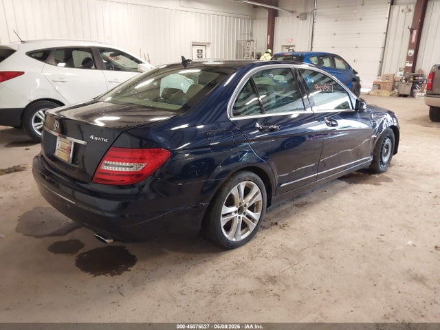 Продажа на аукционе авто 2012 Mercedes-benz C 300 Luxury 4matic, vin: WDDGF8BB7CF910343, номер лота: 45076527