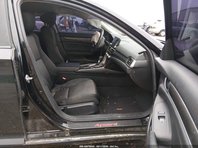 45076530 :رقم المزاد ، 1HGCV1F1XKA036295 vin ، 2019 Honda Accord Lx مزاد بيع