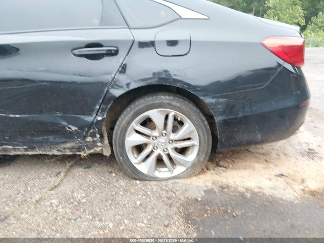 45076530 :رقم المزاد ، 1HGCV1F1XKA036295 vin ، 2019 Honda Accord Lx مزاد بيع