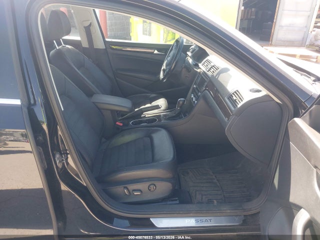 Aukcja sprzedaży 2014 Volkswagen Passat 2.0l Tdi Sel Premium, vin: 1VWCN7A39EC043688, numer aukcji: 45076533