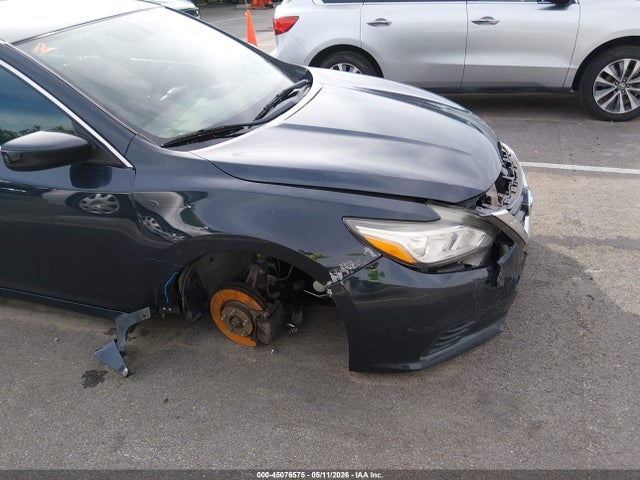 2017 Nissan Altima 2.5 S მანქანა იყიდება აუქციონზე, vin: 1N4AL3AP4HN357856, აუქციონის ნომერი: 45076575