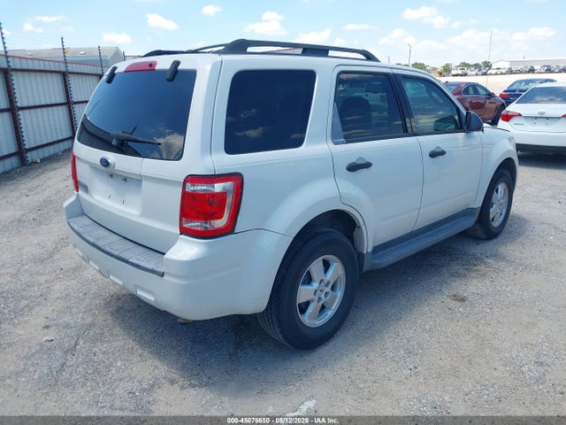 45076650 :رقم المزاد ، 1FMCU03G89KB04260 vin ، 2009 Ford Escape Xlt مزاد بيع