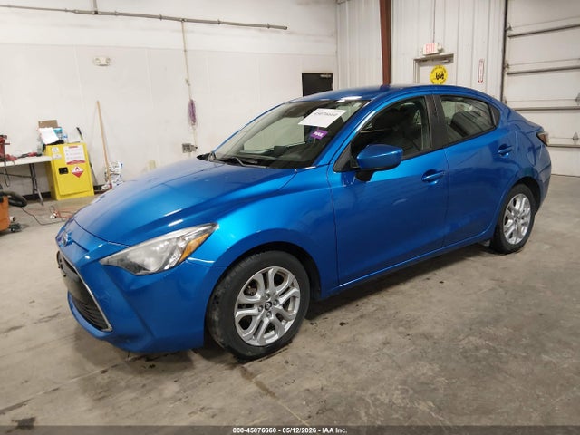 45076660 :رقم المزاد ، 3MYDLBYV0HY164176 vin ، 2017 Toyota Yaris Ia مزاد بيع