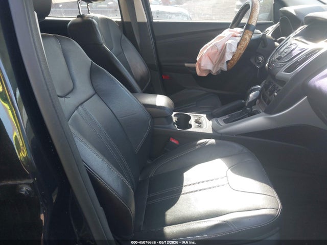 45076686 :رقم المزاد ، 1FADP3F29EL446795 vin ، 2014 Ford Focus Se مزاد بيع