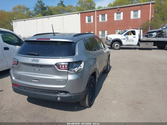 Продаж на аукціоні авто 2018 Jeep Compass Latitude 4x4, vin: 3C4NJDBB4JT456211, номер лоту: 45076725