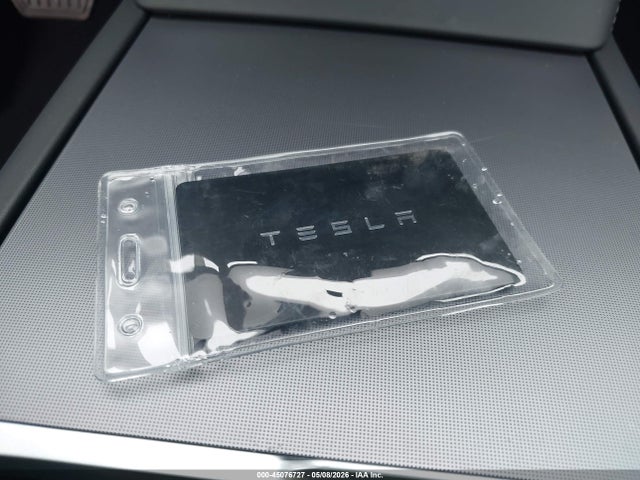 Продажа на аукционе авто 2026 Tesla Model Y Premium Rear-wheel Drive/rear-wheel Drive, vin: 7SAYGDED4TA415135, номер лота: 45076727