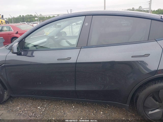 Продажа на аукционе авто 2026 Tesla Model Y Premium Rear-wheel Drive/rear-wheel Drive, vin: 7SAYGDED4TA415135, номер лота: 45076727