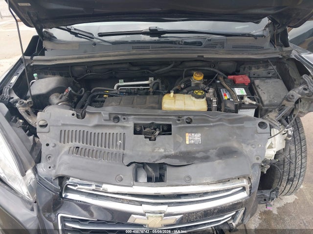 3GNCJLSB9FL227670 Chevrolet Trax Lt