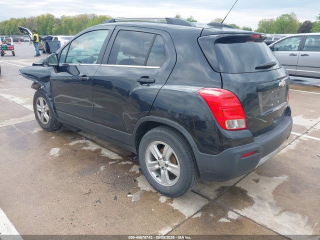 3GNCJLSB9FL227670 Chevrolet Trax Lt