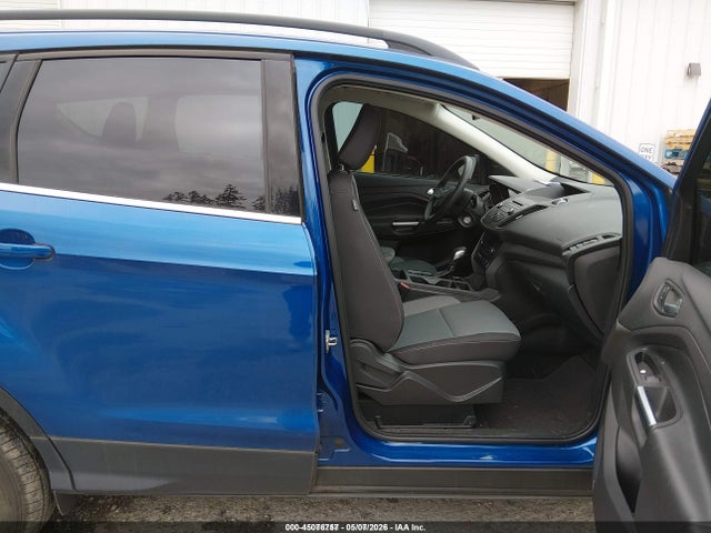 1FMCU9GD0JUB26735 Ford ESCAPE SE