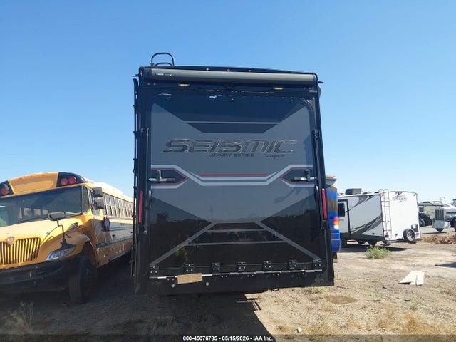 Продаж на аукціоні авто 2023 Jayco Siesmic  Travel Trailer, vin: 1UJCGSCV2P19N0053, номер лоту: 45076785