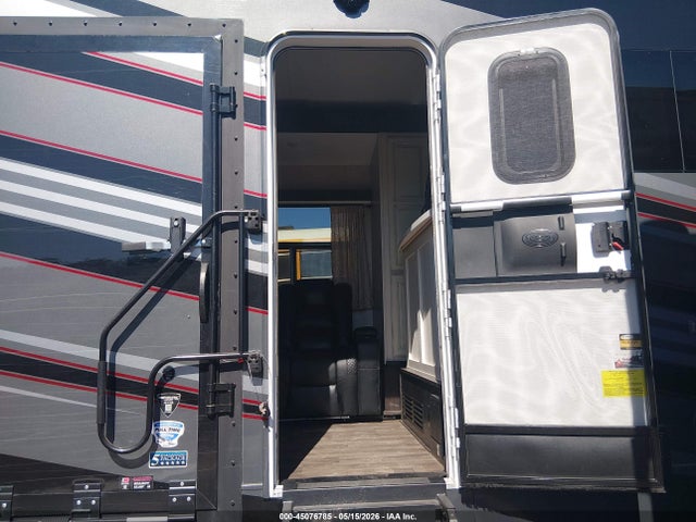 Продаж на аукціоні авто 2023 Jayco Siesmic  Travel Trailer, vin: 1UJCGSCV2P19N0053, номер лоту: 45076785