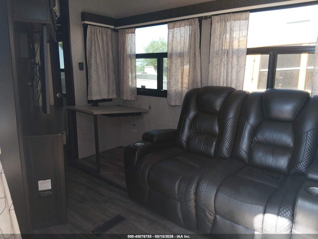 Продаж на аукціоні авто 2023 Jayco Siesmic  Travel Trailer, vin: 1UJCGSCV2P19N0053, номер лоту: 45076785