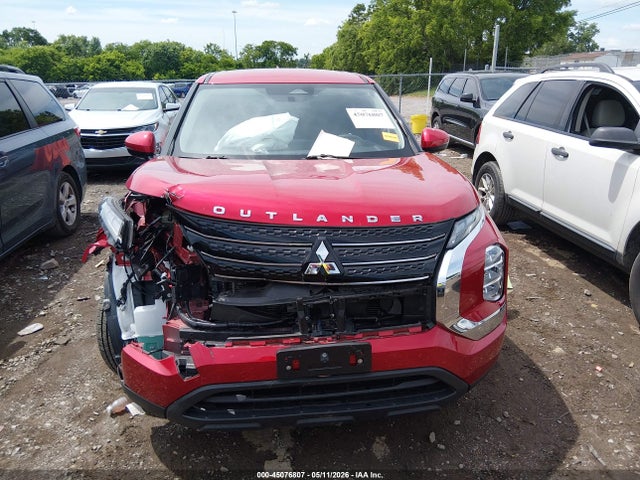 2024 Mitsubishi Outlander Es 2.5 2wd მანქანა იყიდება აუქციონზე, vin: JA4J3UA87RZ033930, აუქციონის ნომერი: 45076807