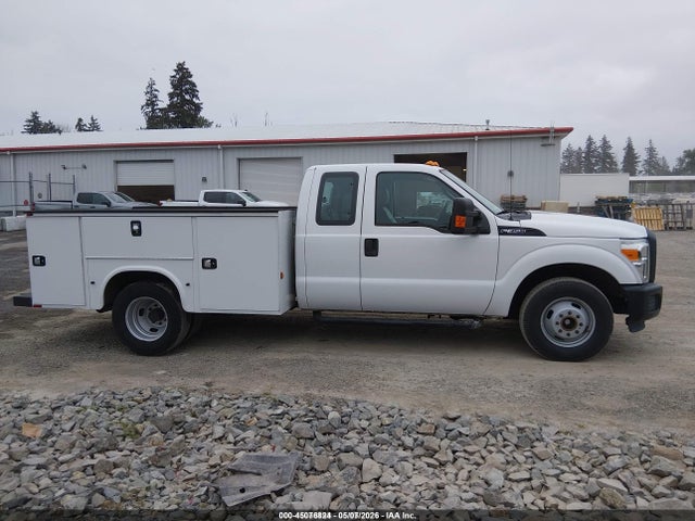 1FD8X3G62GEA60090 Ford F-350 Chassis Xl