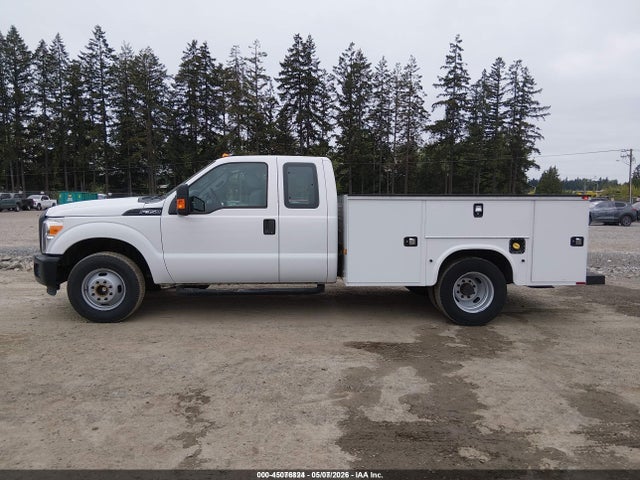 1FD8X3G62GEA60090 Ford F-350 Chassis Xl