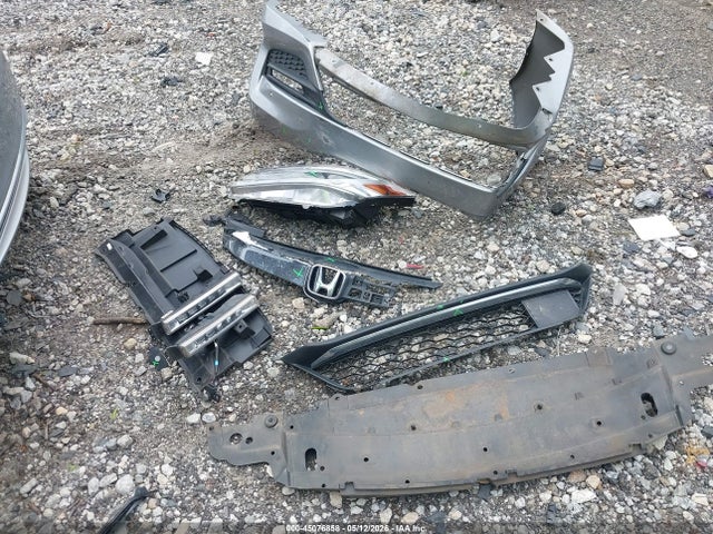 1HGCR3F99HA027912 Honda Accord Touring V6