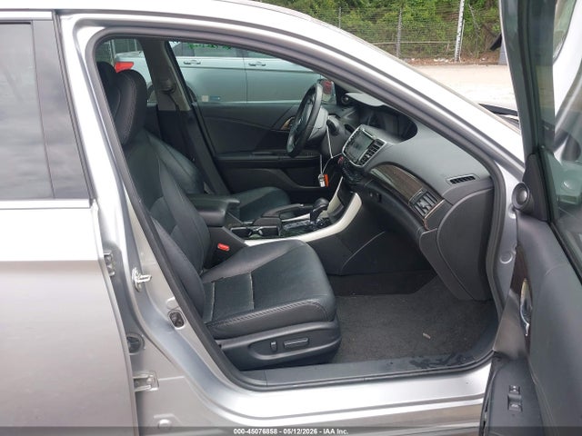 1HGCR3F99HA027912 Honda Accord Touring V6