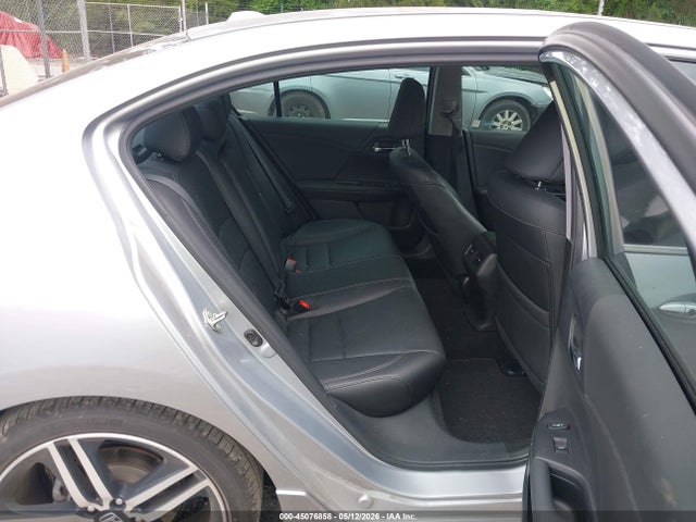 1HGCR3F99HA027912 Honda Accord Touring V6