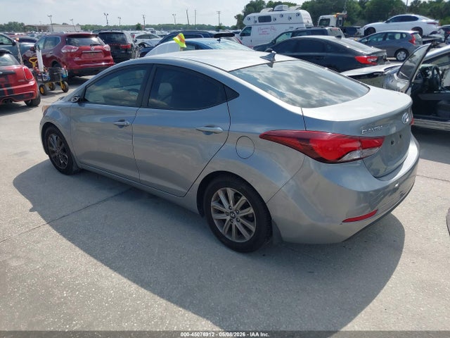 2015 Hyundai Elantra Se მანქანა იყიდება აუქციონზე, vin: KMHDH4AEXFU300590, აუქციონის ნომერი: 45076912