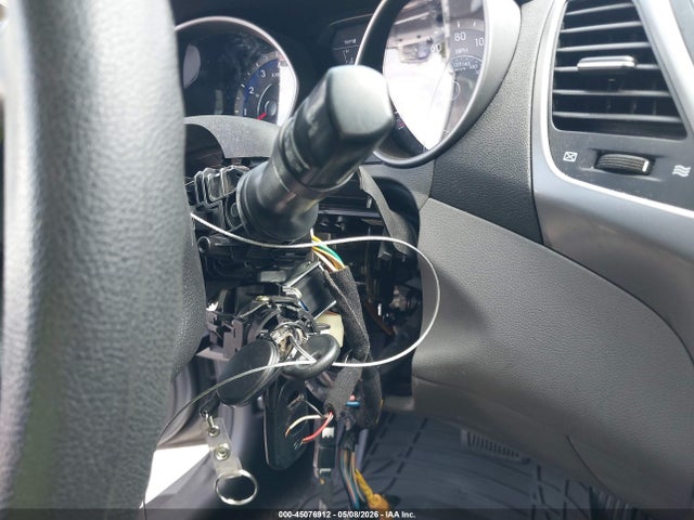 2015 Hyundai Elantra Se მანქანა იყიდება აუქციონზე, vin: KMHDH4AEXFU300590, აუქციონის ნომერი: 45076912