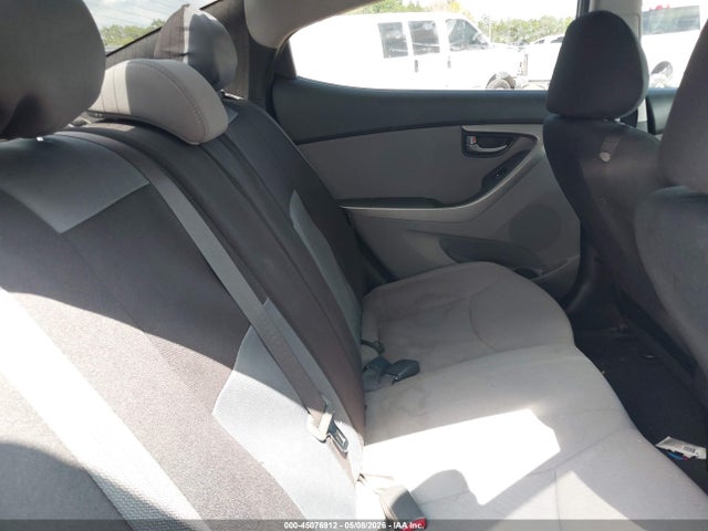 2015 Hyundai Elantra Se მანქანა იყიდება აუქციონზე, vin: KMHDH4AEXFU300590, აუქციონის ნომერი: 45076912
