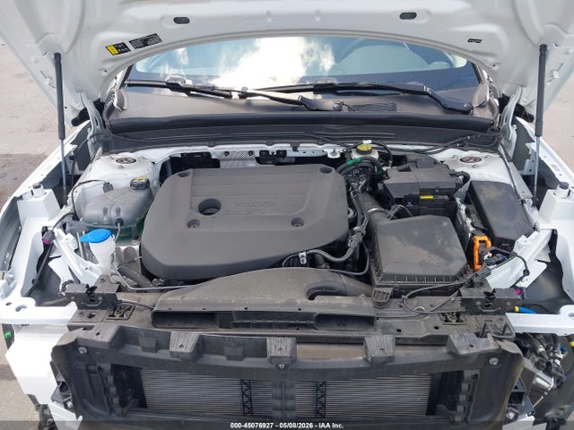 45076927 :رقم المزاد ، YV4L12UJ6S2582568 vin ، 2025 Volvo Xc40 B5 Core Bright Theme مزاد بيع