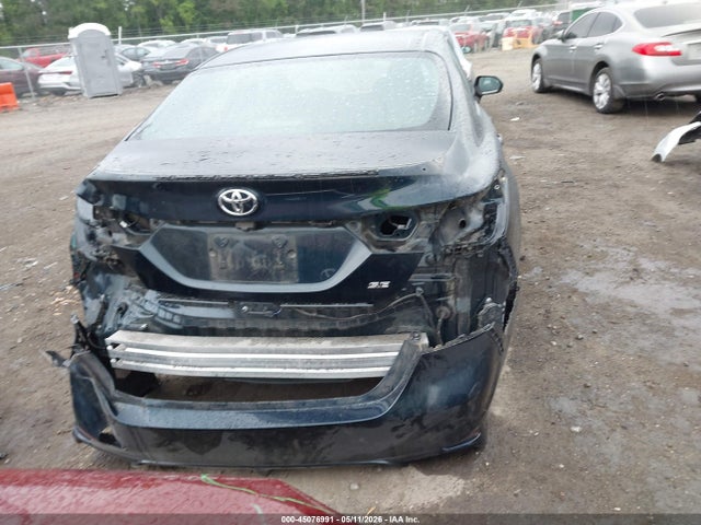 4T1B11HK9JU642885 Toyota CAMRY SE