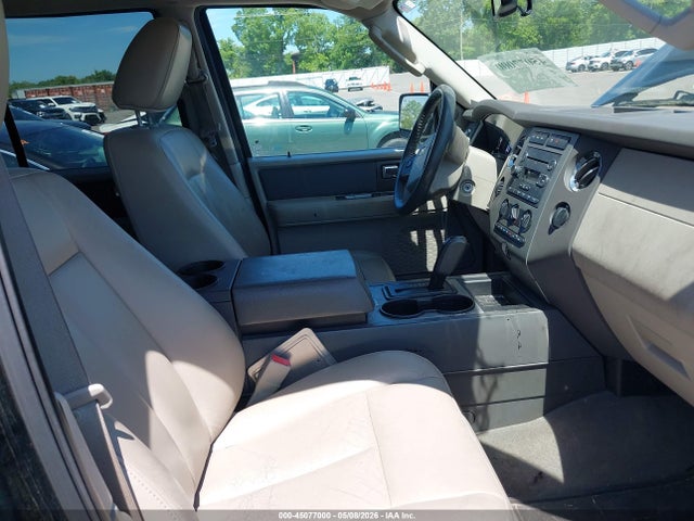 2011 Ford Expedition Xlt მანქანა იყიდება აუქციონზე, vin: 1FMJU1J50BEF47148, აუქციონის ნომერი: 45077000
