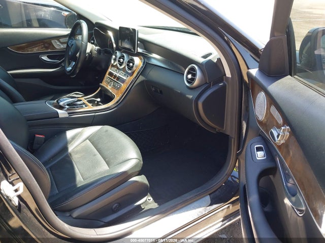 55SWF4KB9FU040603 Mercedes-Benz C 300 4matic