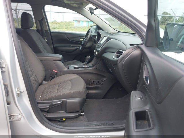 Продажа на аукционе авто 2018 Chevrolet Equinox Lt, vin: 2GNAXJEV1J6339084, номер лота: 45077014