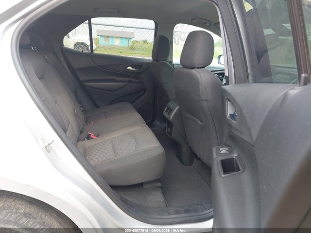 Продажа на аукционе авто 2018 Chevrolet Equinox Lt, vin: 2GNAXJEV1J6339084, номер лота: 45077014