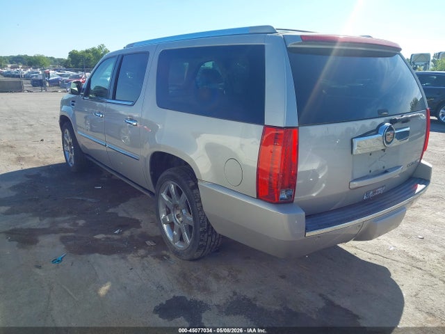 2008 Cadillac Escalade Esv Standard მანქანა იყიდება აუქციონზე, vin: 1GYFK66858R141104, აუქციონის ნომერი: 45077034