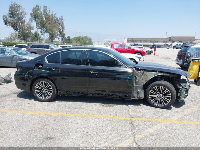 Продажа на аукционе авто 2018 Bmw 530e Iperformance, vin: WBAJA9C57JB252747, номер лота: 45077087