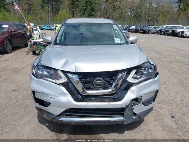 45077134 :رقم المزاد ، KNMAT2MV4JP586370 vin ، 2018 Nissan Rogue S مزاد بيع